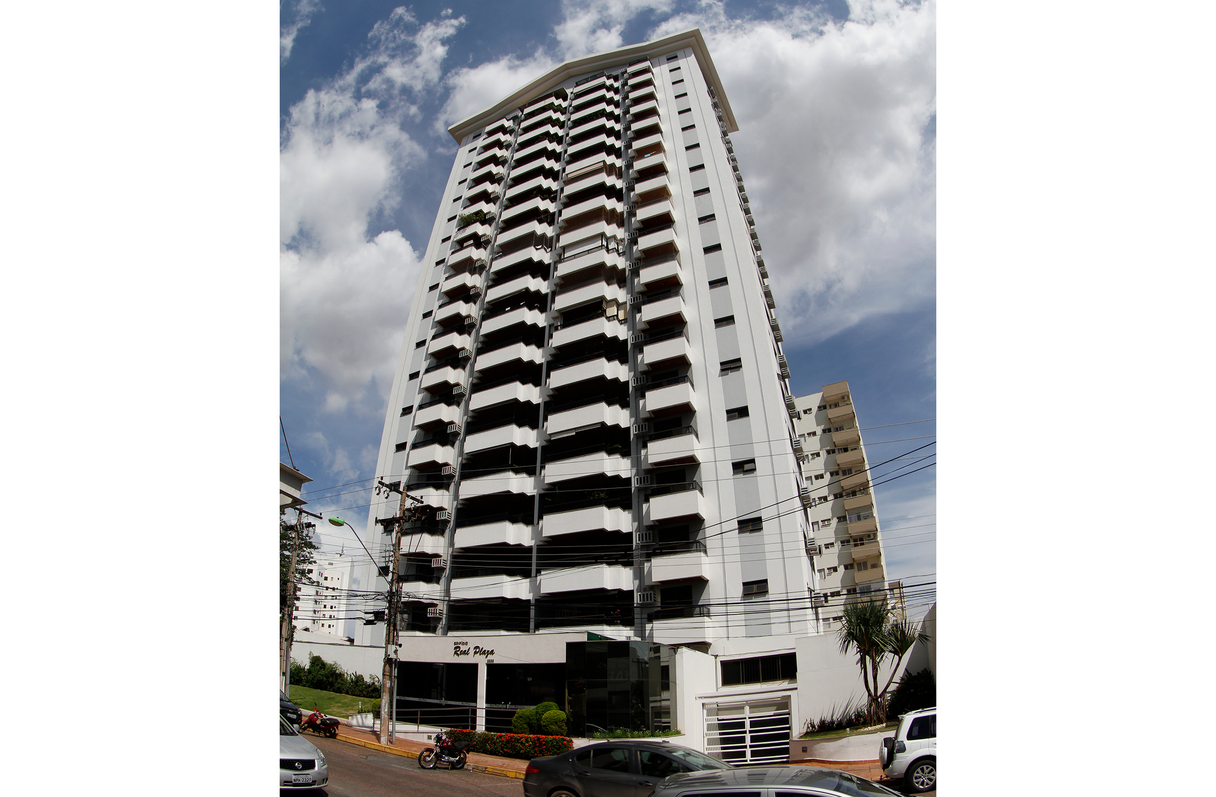 1996 -RESIDENCIAL REAL PLAZA