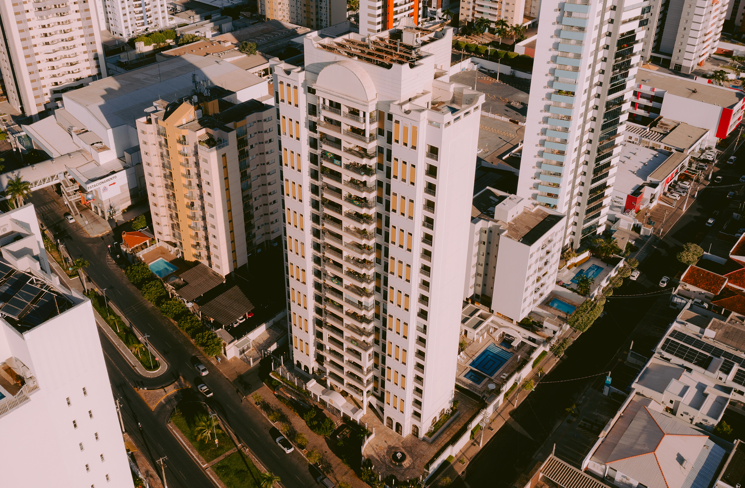 2001 -RESIDENCIAL RIVIERA D'AMERICA